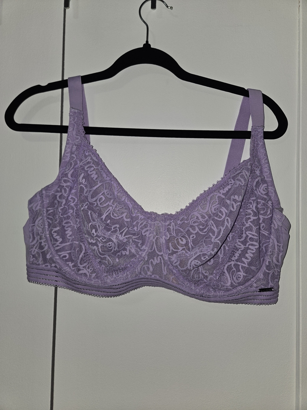 Lace Wireless Lavender Bra with Adjustable Straps 40DD
